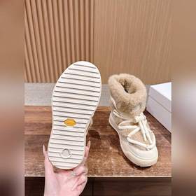 Новые осенне-зимние ботинки Moncler с 
