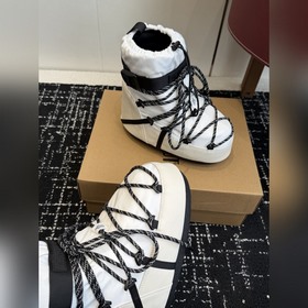 Совместная коллекция MoonBoot x Moncl