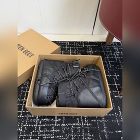 Совместная коллекция MoonBoot x Moncl