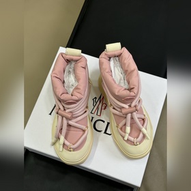 Высококачественные зимние сапоги Monc
