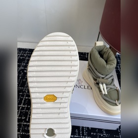 Лыжные ботинки Moncler Altive Mid 20