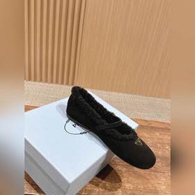 PRADA Осень/Зима Новинка Мэри Джейн на