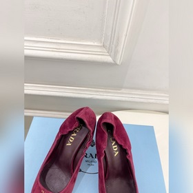 PRADA 26SS Весна/лето 2026 Новая ко
