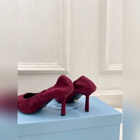 PRADA 26SS Весна/лето 2026 Новая ко