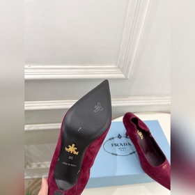 PRADA 26SS Весна/лето 2026 Новая ко