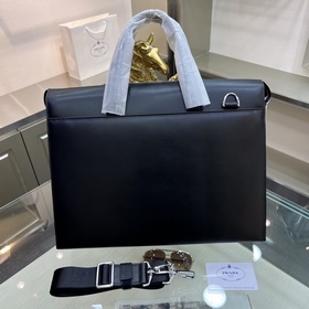 Новый мужской портфель PRADA, изготовл