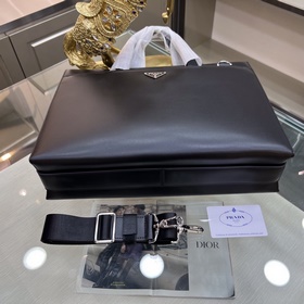 Новый мужской портфель PRADA, изготовл