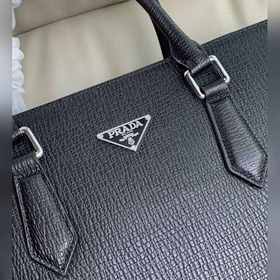 Высококачественная сумку Prada с 3 отд