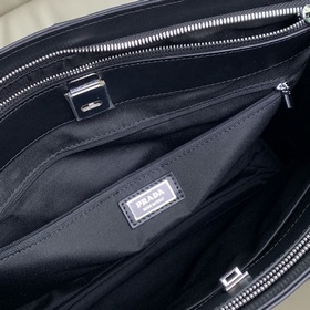 Высококачественная сумку Prada с 3 отд