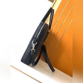 Портфель Authentic Original： 2VE368# В
