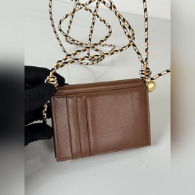 Женский кошелек Prada с клапаном и дер