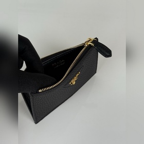 Карточный держатель Prada из тонкой ол