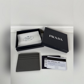 Мужской компактный кошелек Prada из ко