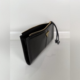 Небольшая сумка Prada Unisex. Эта комп