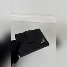 Мужской кожаный кошелек Prada с откидн