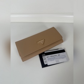 Женский кошелек Prada с клапаном, моде