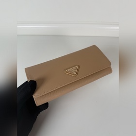 Женский кошелек Prada с клапаном, моде