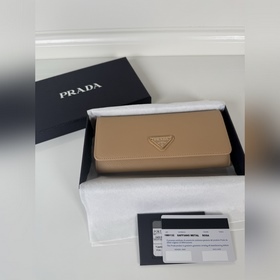 Женский кошелек Prada с клапаном, моде