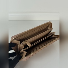 Кошелек Prada с одной молнией из кожи 