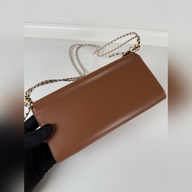 Женский кошелек Prada с клапаном, моде