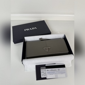 Женский кошелек Prada с клапаном, моде