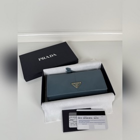 Женский кошелек Prada с клапаном, моде