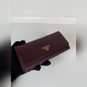 Женский кошелек Prada с клапаном, борд