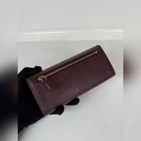 Женский кошелек Prada с клапаном, борд