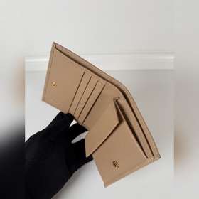 Женский компактный кошелек Prada с дву