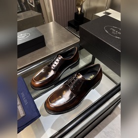 Prada,Prada — это популярная мужская к