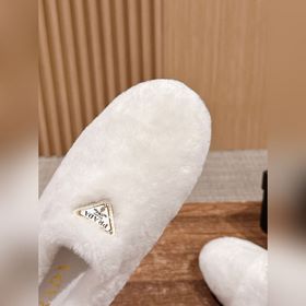 PRADA Осень/Зима Новинка Тапочкиз овчи