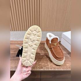 PRADA 2026, коллекция весна-лето. Нове