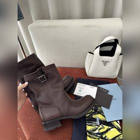 PRADA Весна/Лето 2025 Новые винтажные 