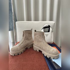 PRADA Весна/Лето 2025 Новые ботильоны 