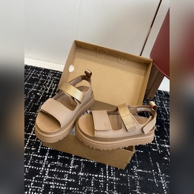 Сандалии UGG 25SS с толстой подошвой.