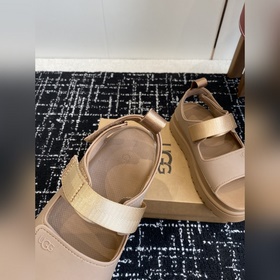 Сандалии UGG 25SS с толстой подошвой.