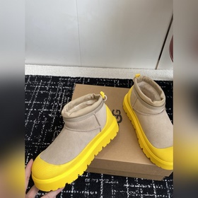 UGG Tasman Weather Hybrid Slip-On — кл