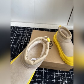 UGG Tasman Weather Hybrid Slip-On — кл