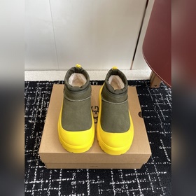 UGG Tasman Weather Hybrid Slip-On — кл