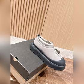 UGG Tasman Weather Hybrid Waterproo