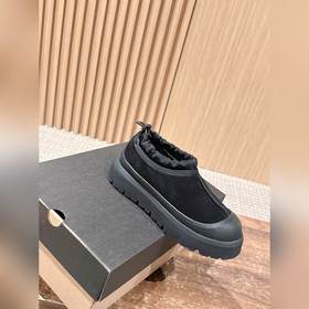 UGG Tasman Weather Hybrid Waterproo