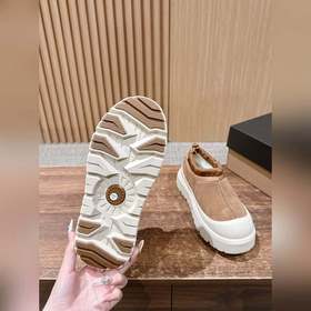 UGG Tasman Weather Hybrid Waterproo