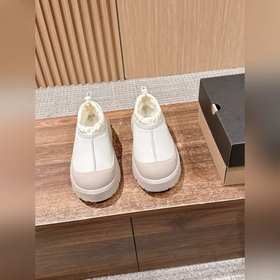 UGG Tasman Weather Hybrid Waterproo