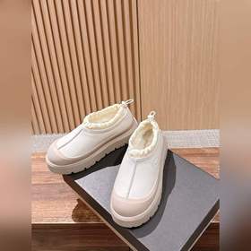 UGG Tasman Weather Hybrid Waterproo
