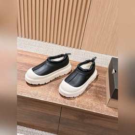 UGG Tasman Weather Hybrid Waterproo
