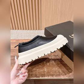 UGG Tasman Weather Hybrid Waterproo