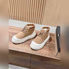 UGG Neumel Weather Hybrid Waterproof S