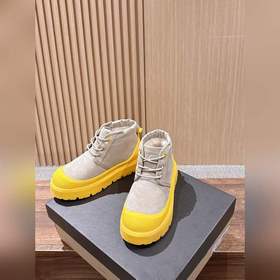 UGG Neumel Weather Hybrid Waterproof S