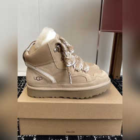 Повседневные зимние сапоги UGG с мехов