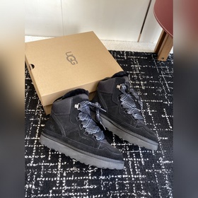 Повседневные зимние сапоги UGG с мехов